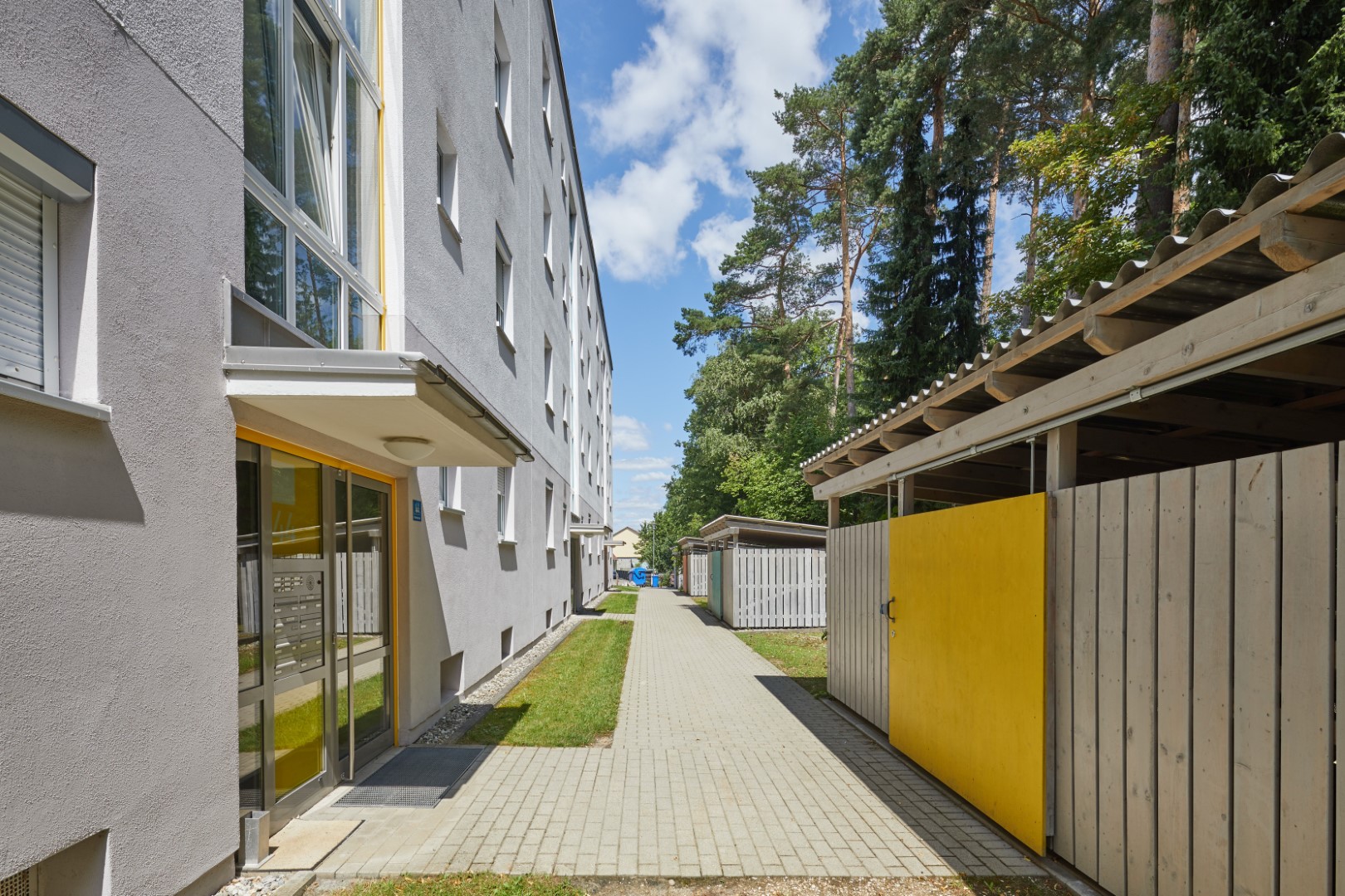 Porschestraße 40 - 44 Porschestraße 40 - 44
