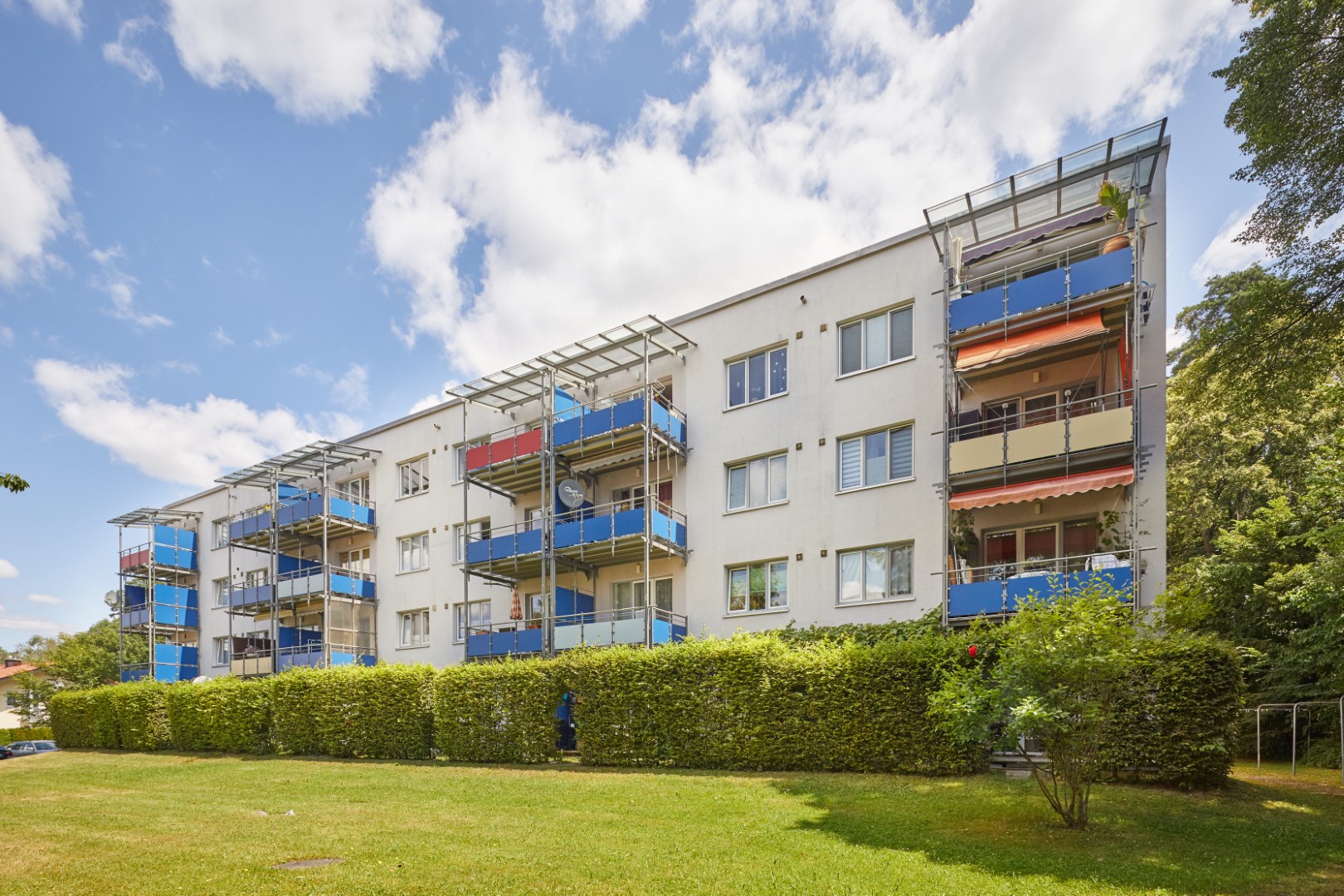 Porschestraße 40 - 44 Porschestraße 40 - 44