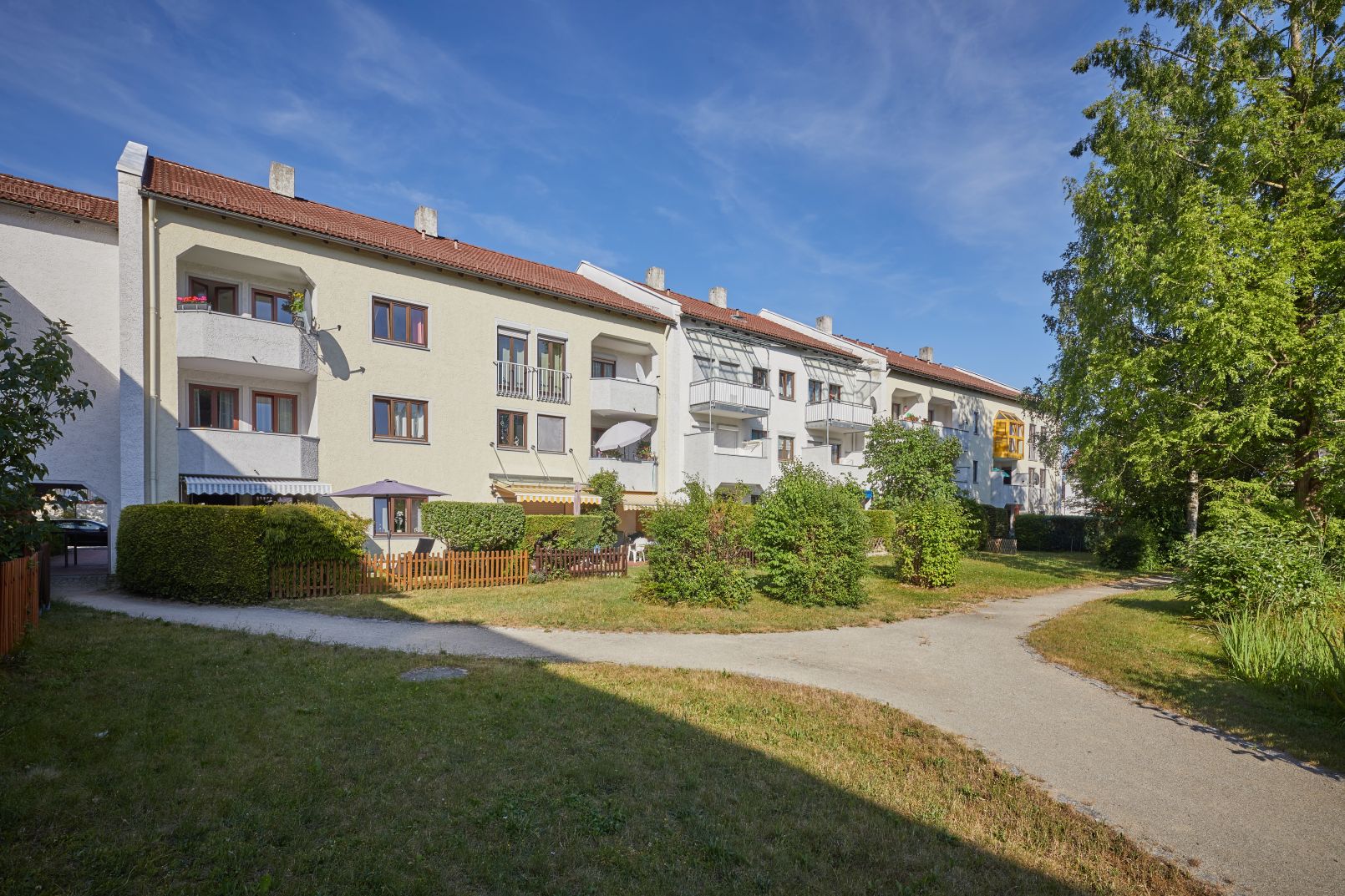 Albert-Einstein-Straße 32 - 36 Albert-Einstein-Straße 32 - 36
